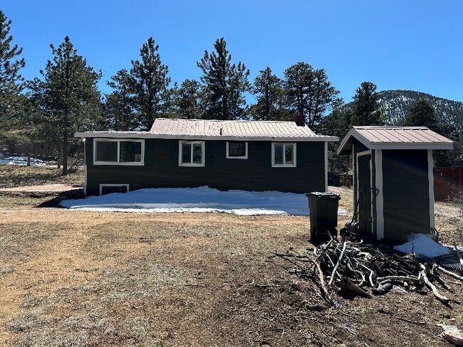 Building Photo - 1001 Riverside Dr