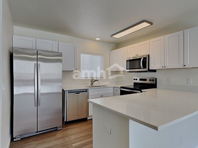 Foto del edificio - 4142 Knollvale Dr