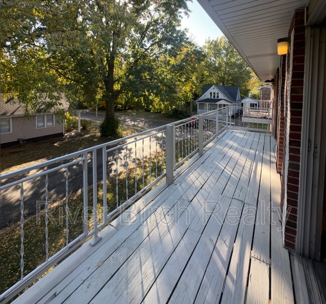 Building Photo - 525 W Cook St