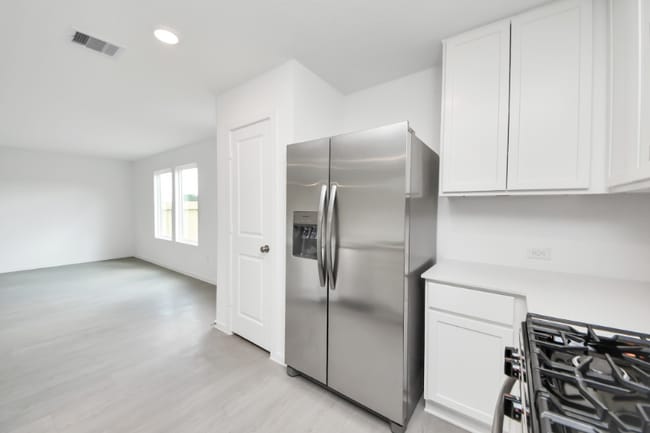 Building Photo - 25312 Leather Leaf Ct