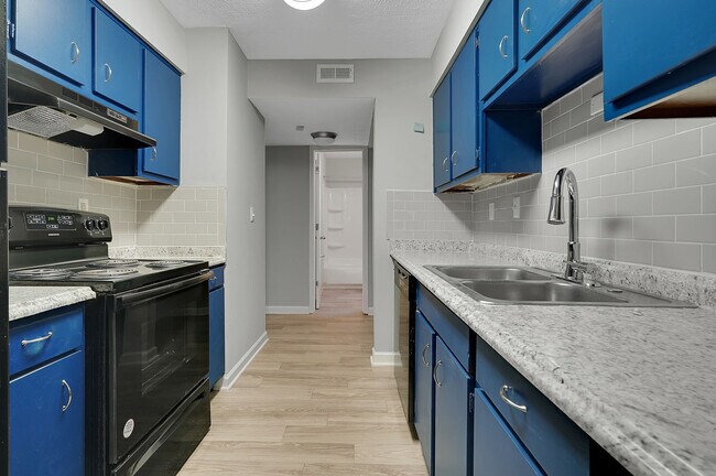 Foto del edificio - Springhurst East Apartments
