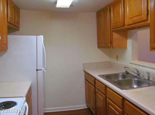 Building Photo - 101 Rivermeade Ct