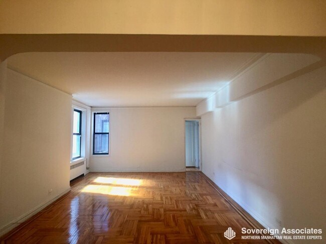 Foto del edificio - 600 West 218th Street