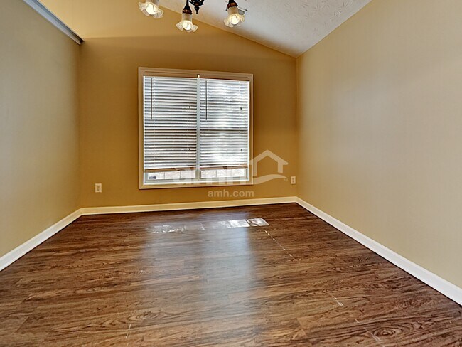 Foto del edificio - 3301 Freedom Landing NW