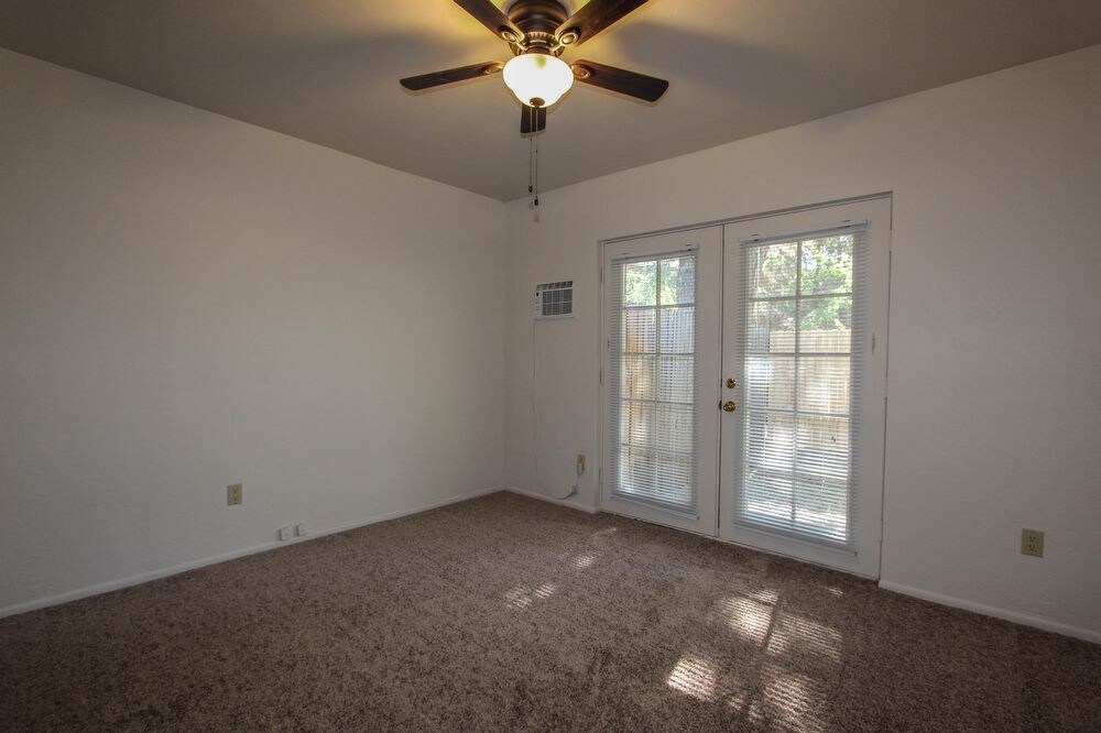 Primary Photo - 1026 Fair St 6