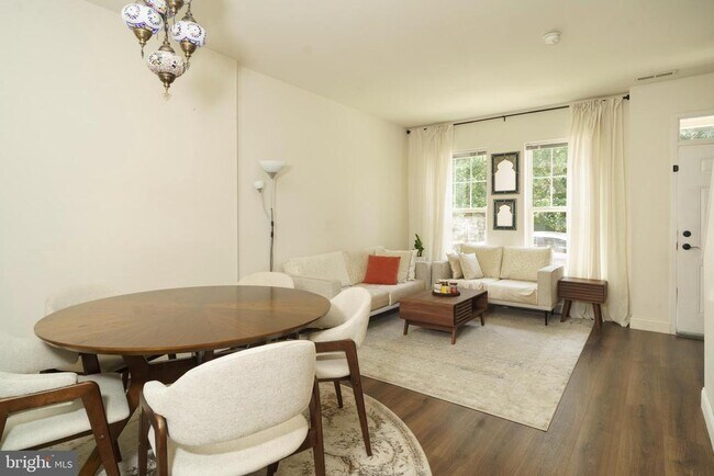 Foto del edificio - 1205 Clymer St