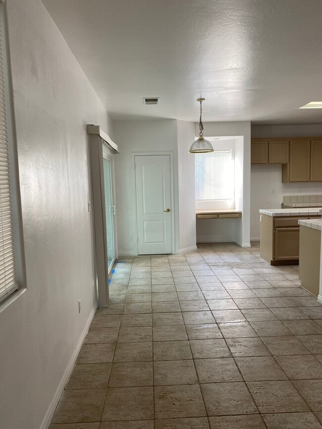 Foto del edificio - 6209 Indian Peaks Ave