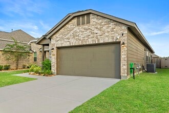 Building Photo - 10419 Astor Pt Trl