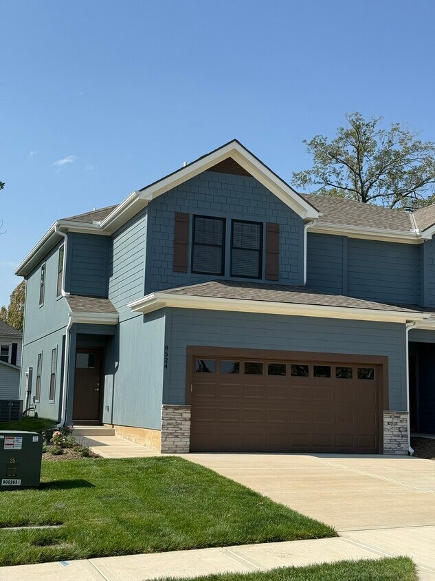 Photo - 8524 Kickapoo St (De Soto, KS)