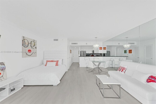 Building Photo - 2501 S Ocean Dr