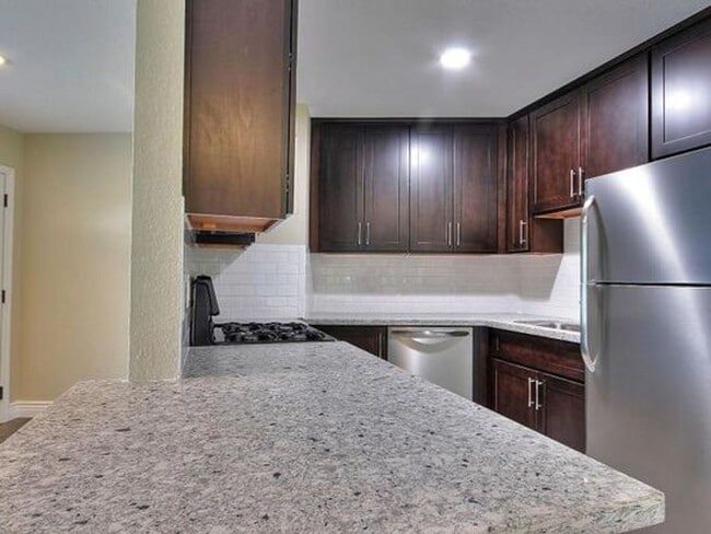 Building Photo - 40 Carquinez Scenic Dr
