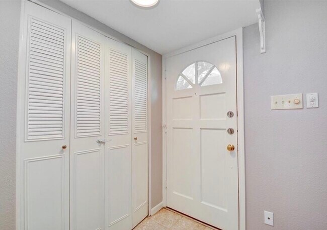 Foto del edificio - 10254 Hammerly Blvd