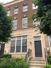 Building Photo - 11006 Amherst Ave
