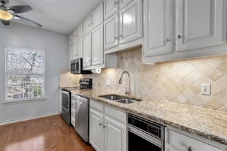 Building Photo - 2408 Enfield Rd