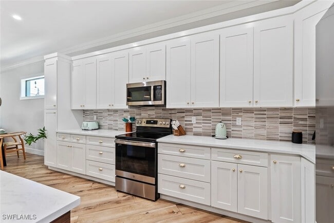 Foto del edificio - 3530 Hibiscus Ave