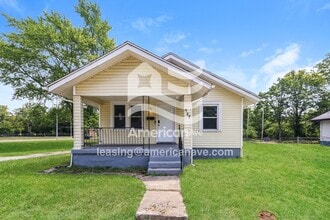 Building Photo - 948 Westwood Ave