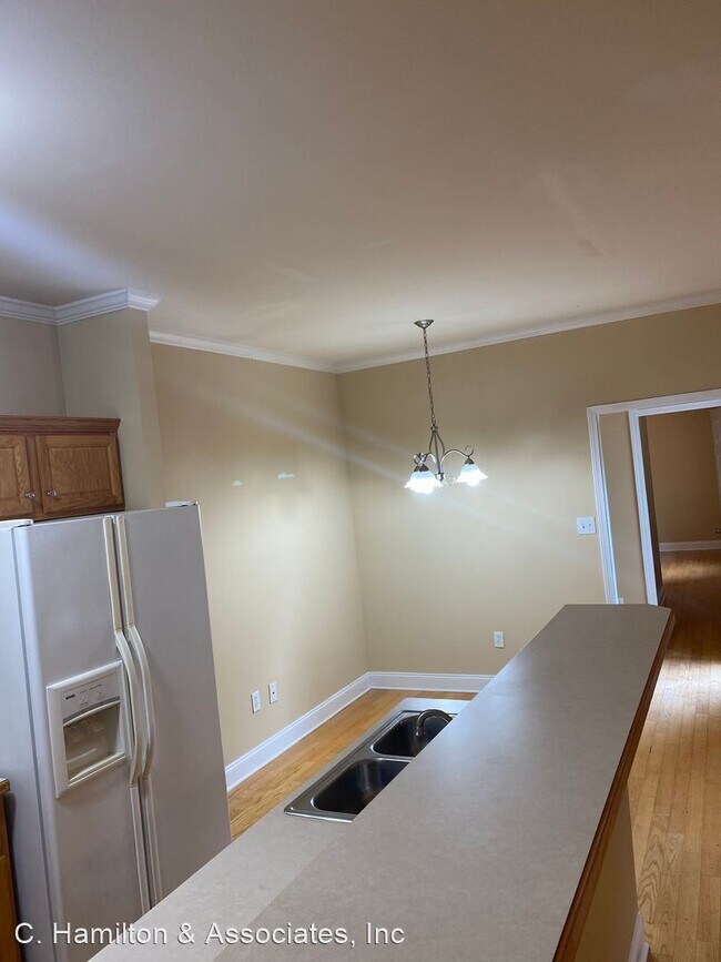 Building Photo - 3 br, 2.5 bath House - 143 Blake Way