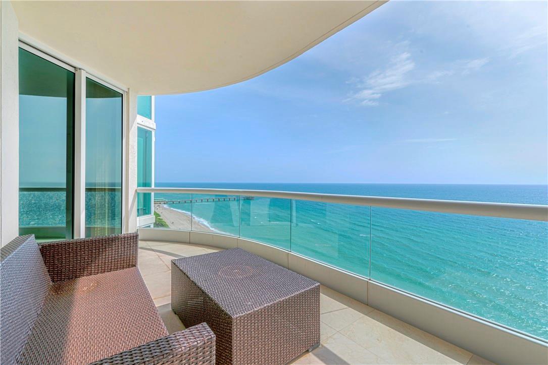 Primary Photo - 16051 Collins Ave