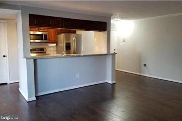 Foto del edificio - 603 Himes Ave