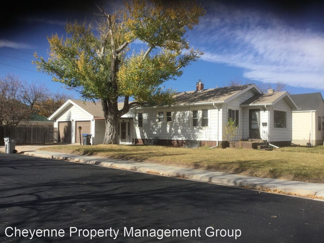 Primary Photo - 2 br, 2 bath House - 3502 McComb Ave.