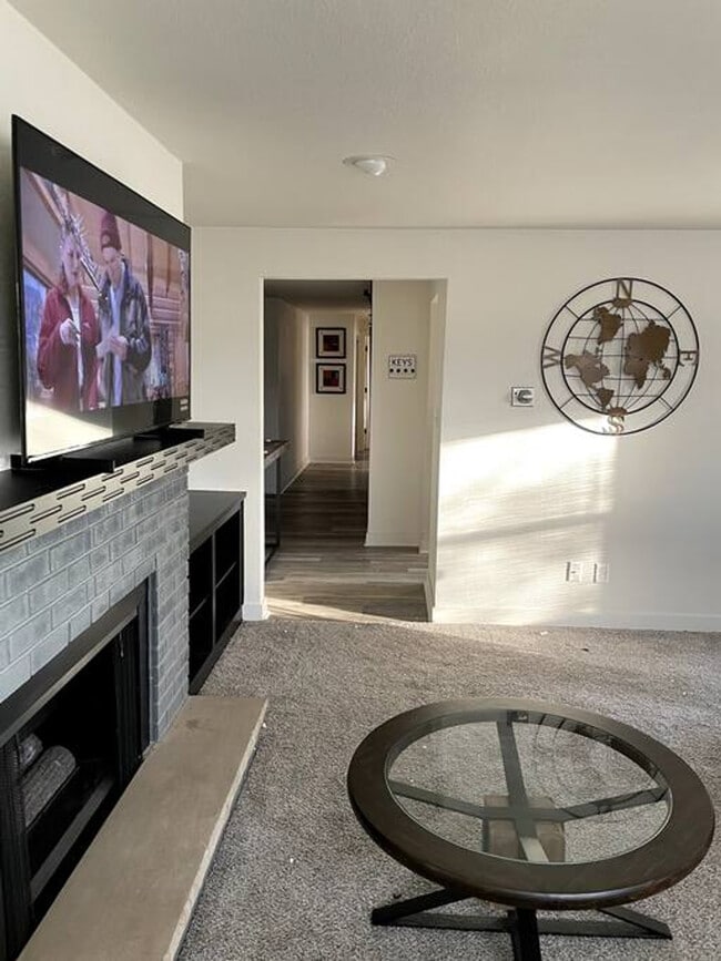 Foto del edificio - 922-940 Oak Street-ID1253107P