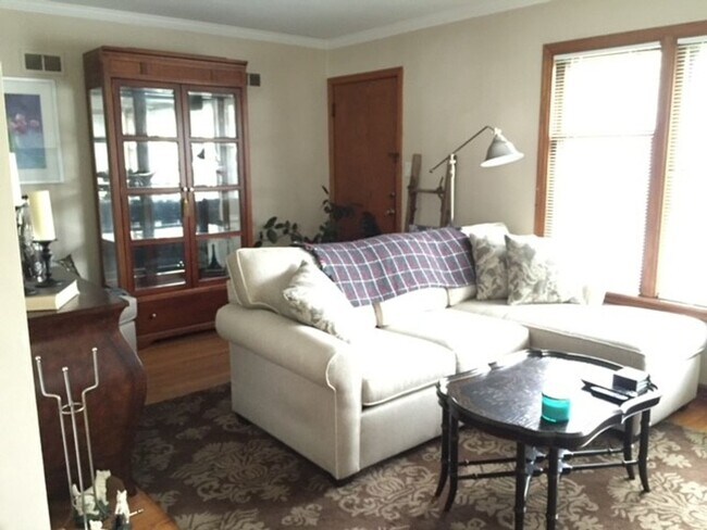 Foto del edificio - 3435-37 N Humboldt Blvd
