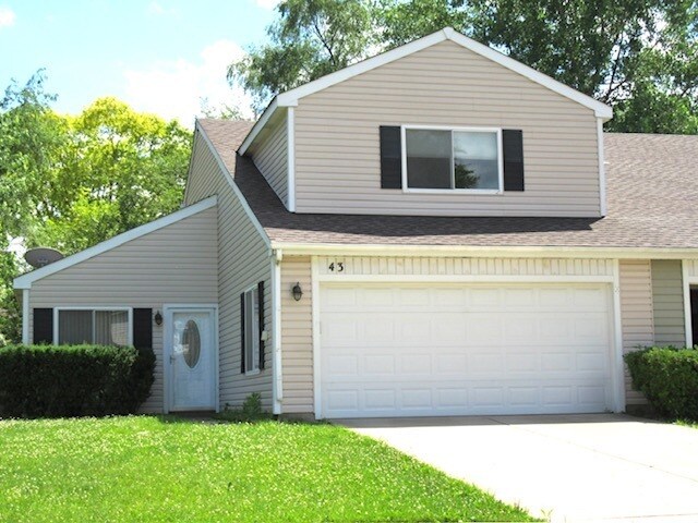 Foto del edificio - 43 Buckingham Ln