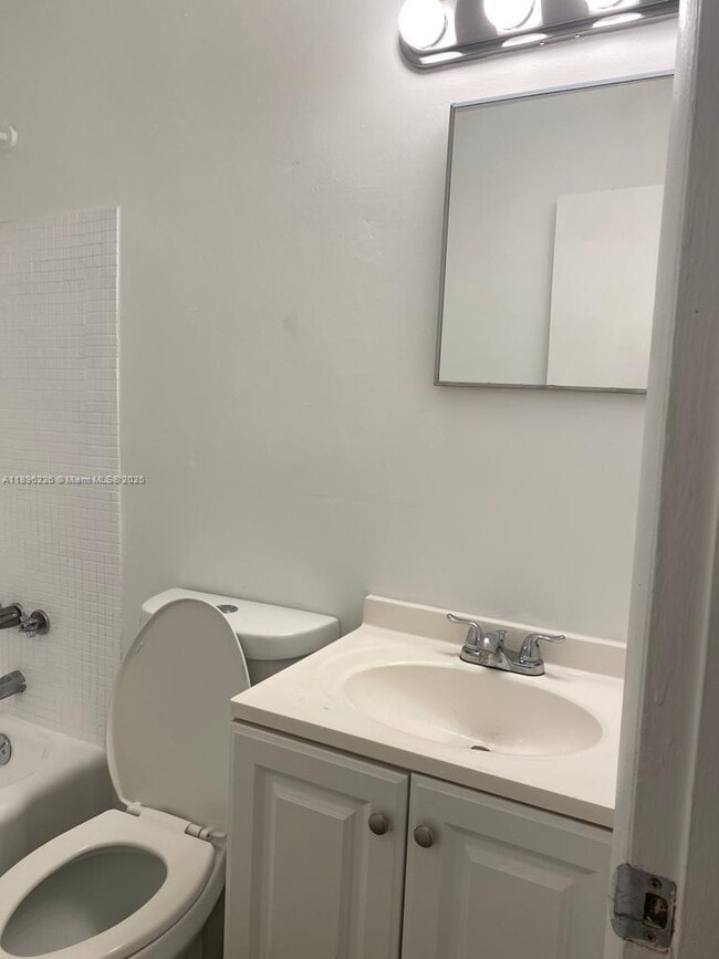 Foto del edificio - 126 SE 9th St