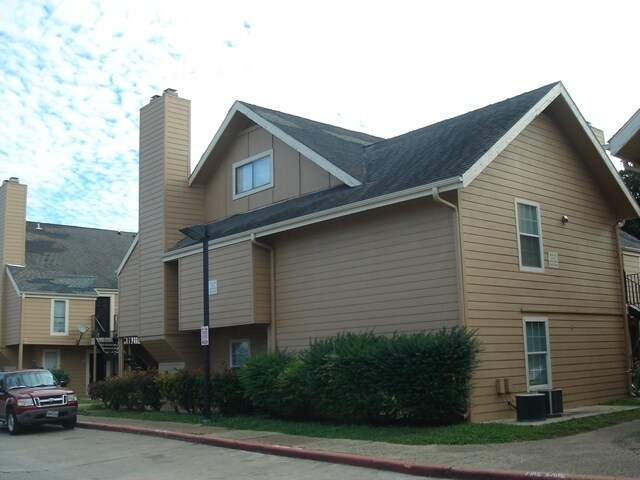 Foto del edificio - Eden Gardens Apartments