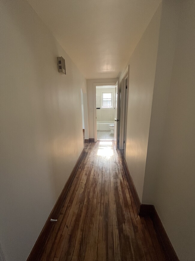 Bright, sunny unit with hardwood floors throughout - 28 Glenwood Blvd