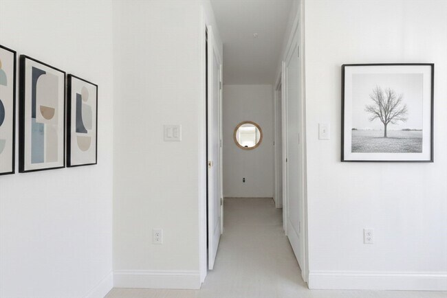 Foto del edificio - 1035 Commonwealth Ave