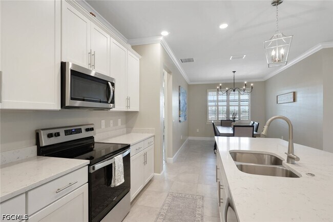 Foto del edificio - 3425 Hampton Blvd