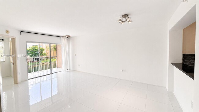 Foto del edificio - 9560 Weldon Cir
