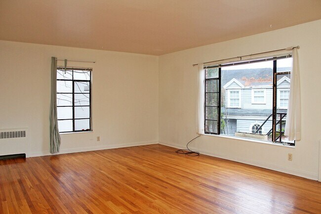 Foto del edificio - 2363-2371 SW Cedar St