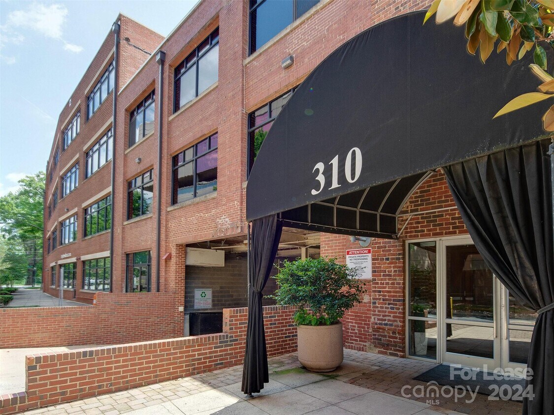 Primary Photo - 310 Arlington Ave