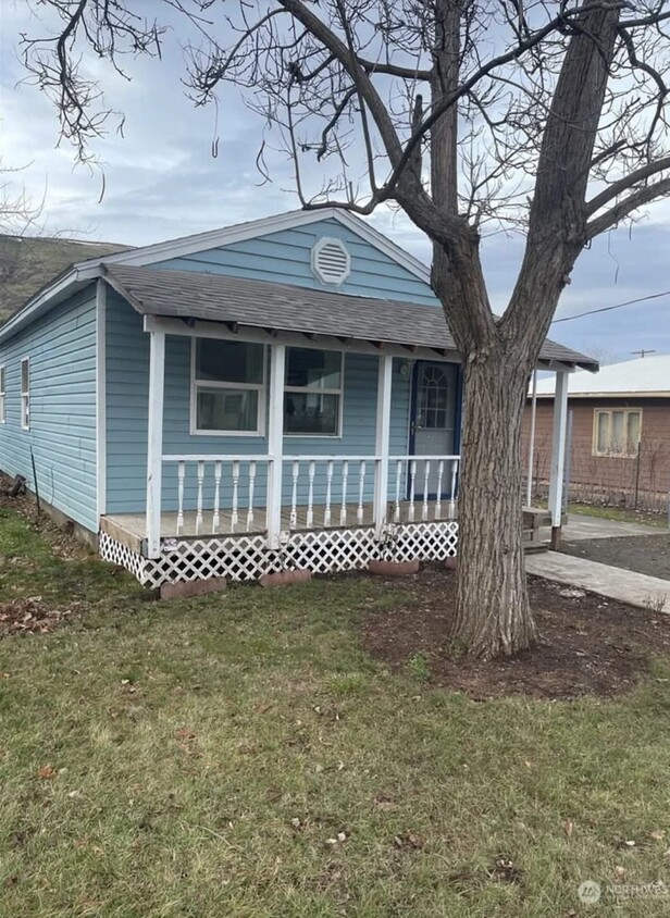 Foto principal - 1126 S 4th St
