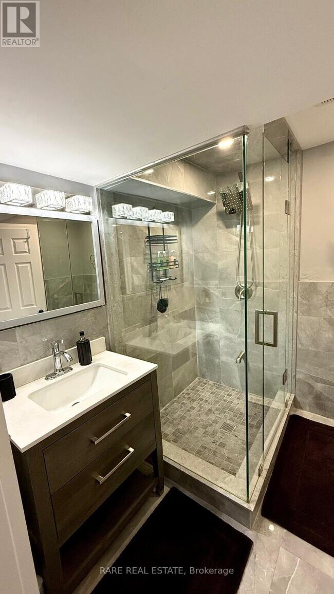 Photo du bâtiment - 20 Arctic Fox Crescent