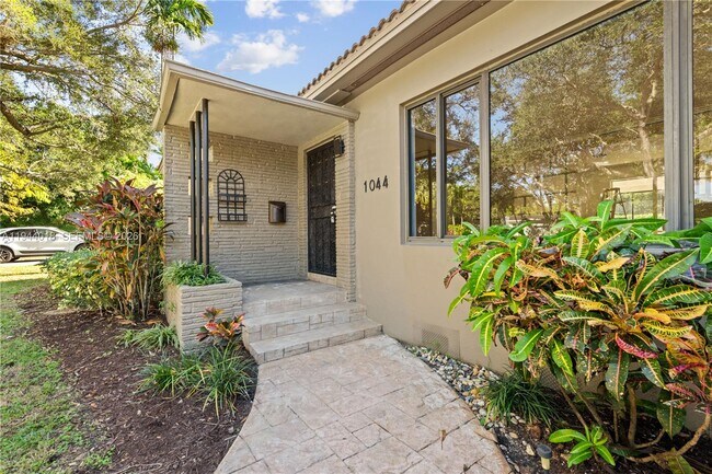 Foto del edificio - 1044 NE 97th St