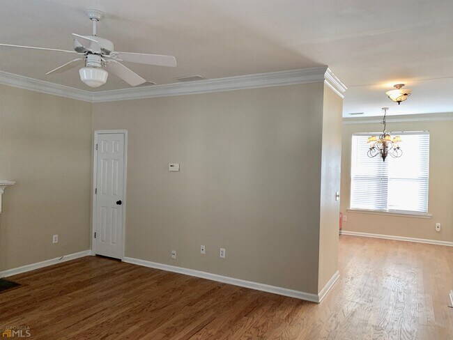 Foto del edificio - 1370 DeKalb Ave NE