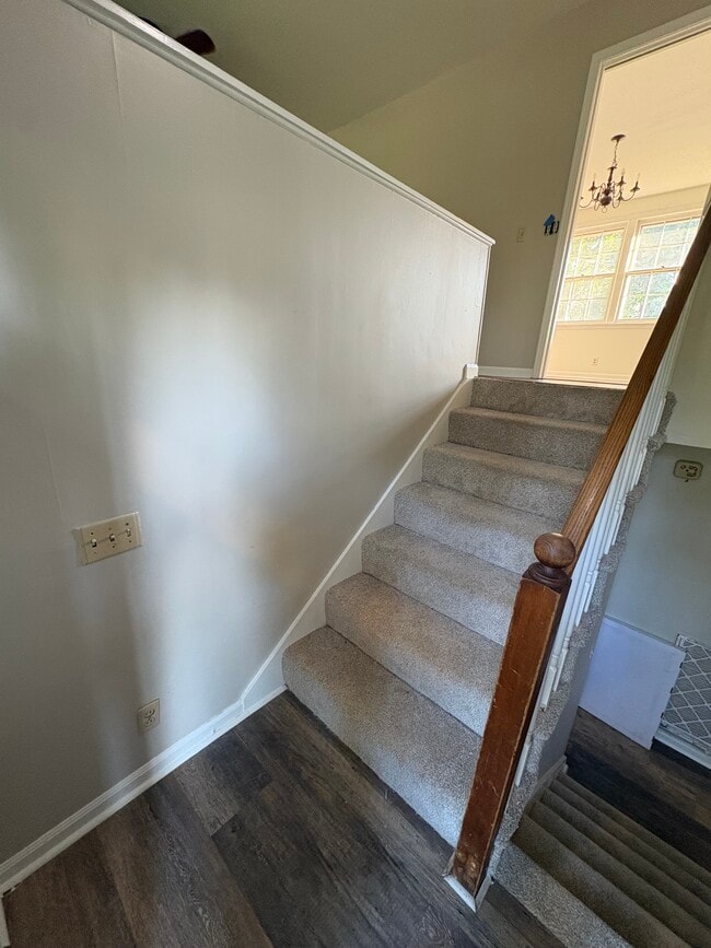 Piso superior - 5141 Whitaker Dr