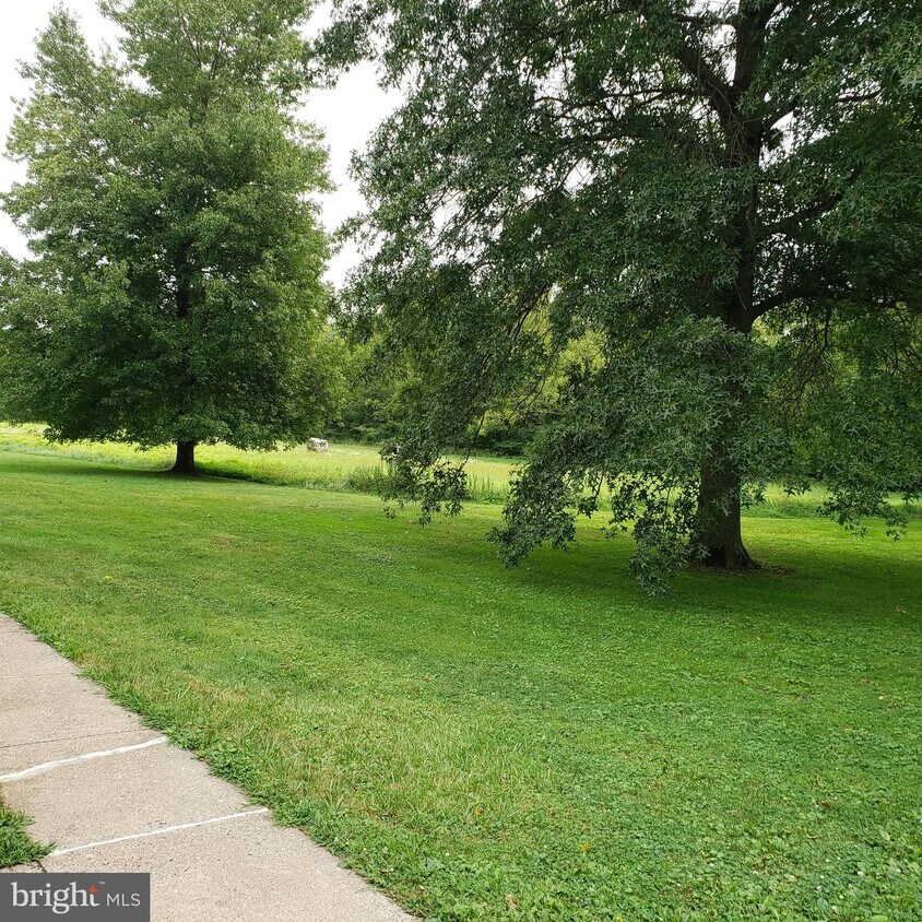 56 Pineside Dr, Perkasie, PA 18944 House Rental in Perkasie, PA