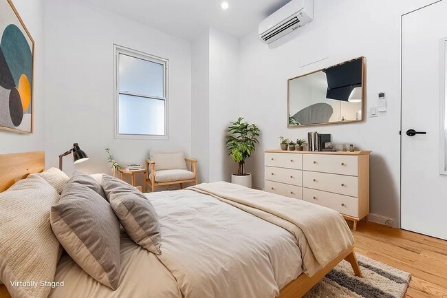 Foto del edificio - 283 Evergreen Ave
