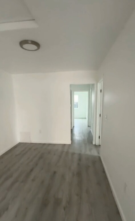 Foto del edificio - 822 W 42nd Pl