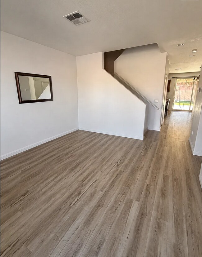 Building Photo - 15188 Riverview Ln