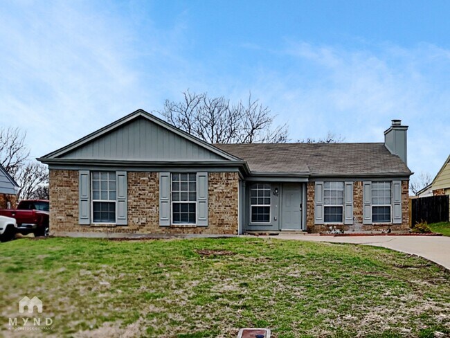 Building Photo - 7417 Shadow Bend Dr