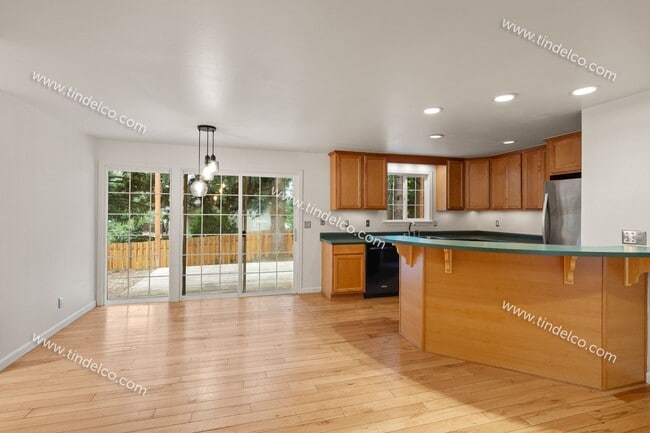 Building Photo - Beautiful 3-Bedroom, 2-Bath Home in Multno...