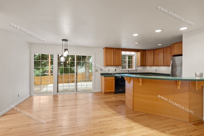 Foto del edificio - Beautiful 3-Bedroom, 2-Bath Home in Multno...