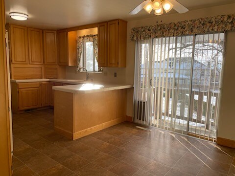 Building Photo - 7898 Da Vinci Dr