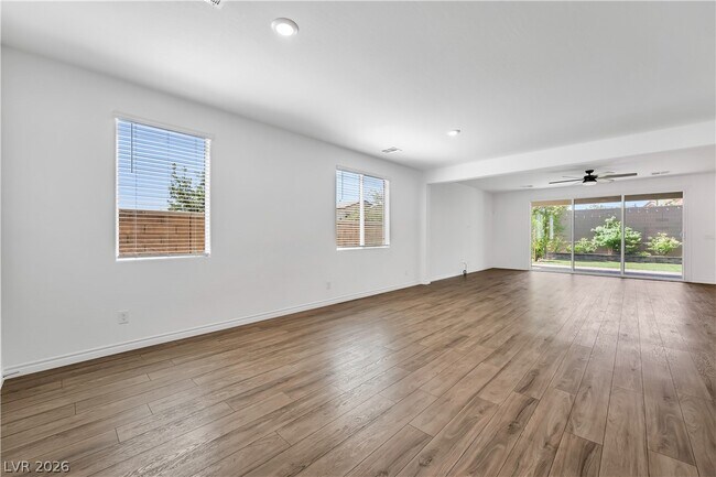 Building Photo - 1611 Dire Wolf Ave