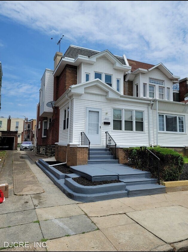 Primary Photo - 4 br, 1.5 bath House - 6227 Christian St